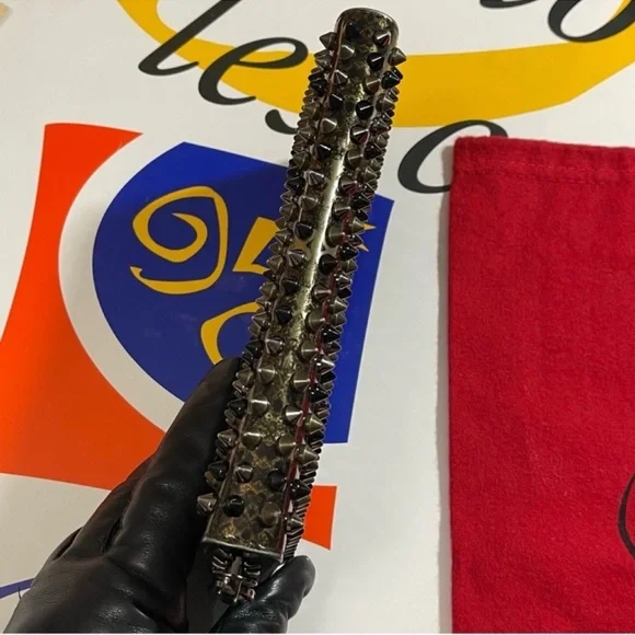 CHRISTIAN LOUBOUTIN Camouflage Black
& Gold Panettone Wallet Spiked, Zippy Camo - Picture 15 of 16